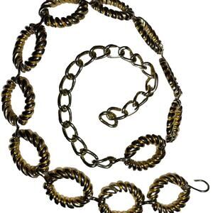 New VTG 80s Women’s Gold Tone Belt Twisted Oval Links Adjustable 28-44" Taiwan